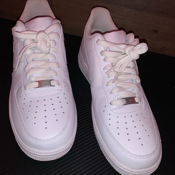 NIKE Air Force 1 (Size 10 Men) - Picture 5 of 5